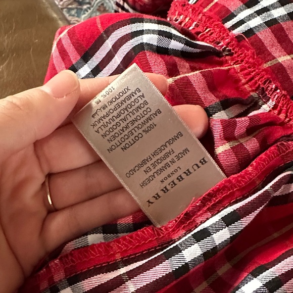 Authentic Burberry Red Plaid Dress with Butterfly Sleeves - Picture 7 of 7